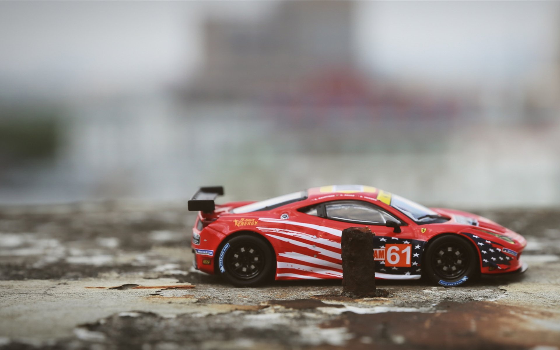 麦基翁200米仰泳赛场表现引关注,游泳名将麦基翁